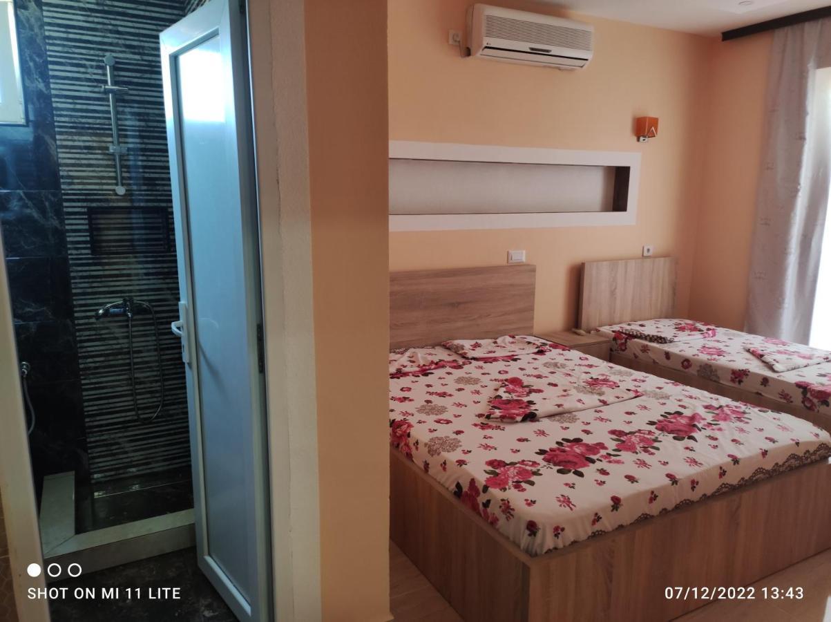 Grandino Rooms & Apartments Ulcinj Exterior foto