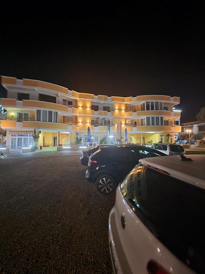 Grandino Rooms & Apartments Ulcinj Exterior foto