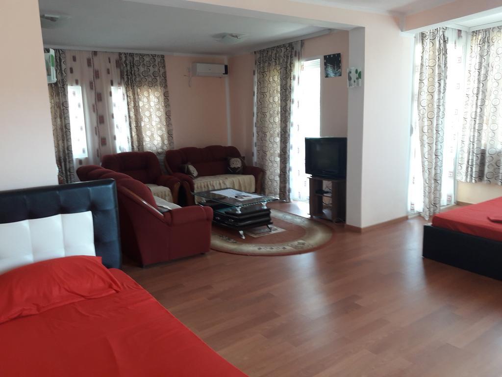 Grandino Rooms & Apartments Ulcinj Exterior foto